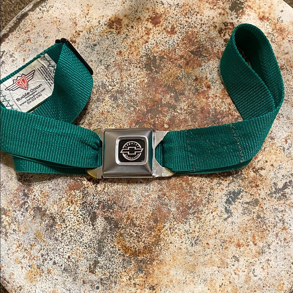 Chevrolet Buckle-Down Green Belt with Silver Details